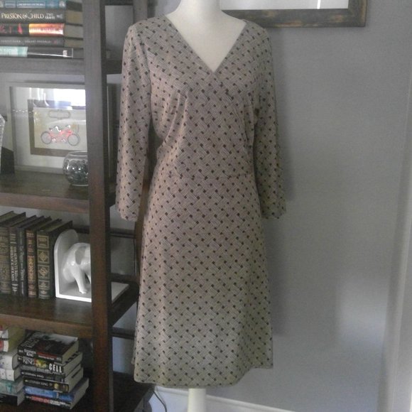 Plus Size Ann Taylor Loft Faux Wrap Black and White Weave Pattern Dress Size 14 - Picture 3 of 15